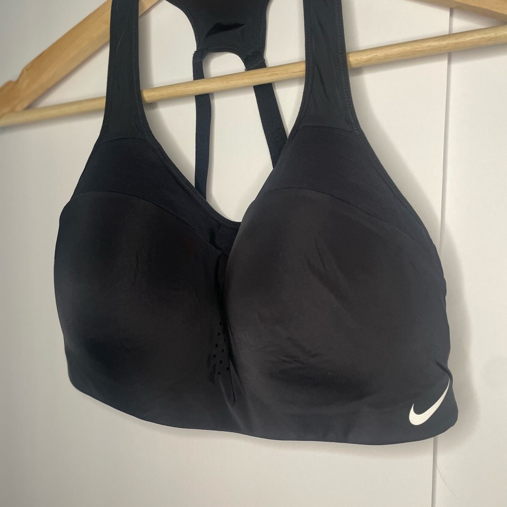 Nike Black High-Support Molded Sports Bra with Racerback Small